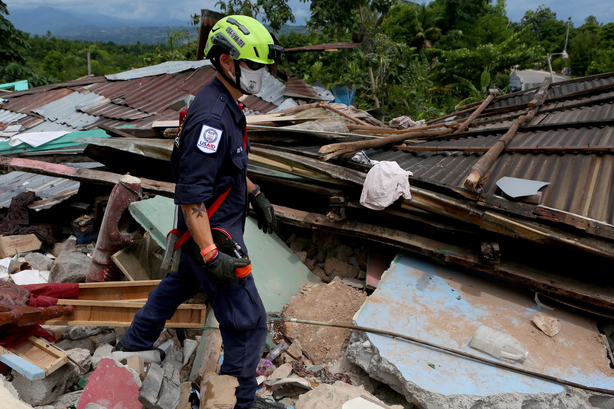 海地於上周六早上發生7.2級強烈地震,死亡人數進一步升至逾1900人,約9900人受傷。