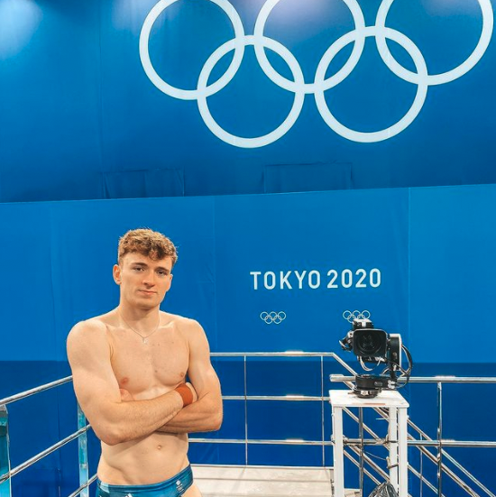 為了應戰奧運,李爾早前於社交平台上提到,自己已完成接種2劑復必泰新冠疫苗。