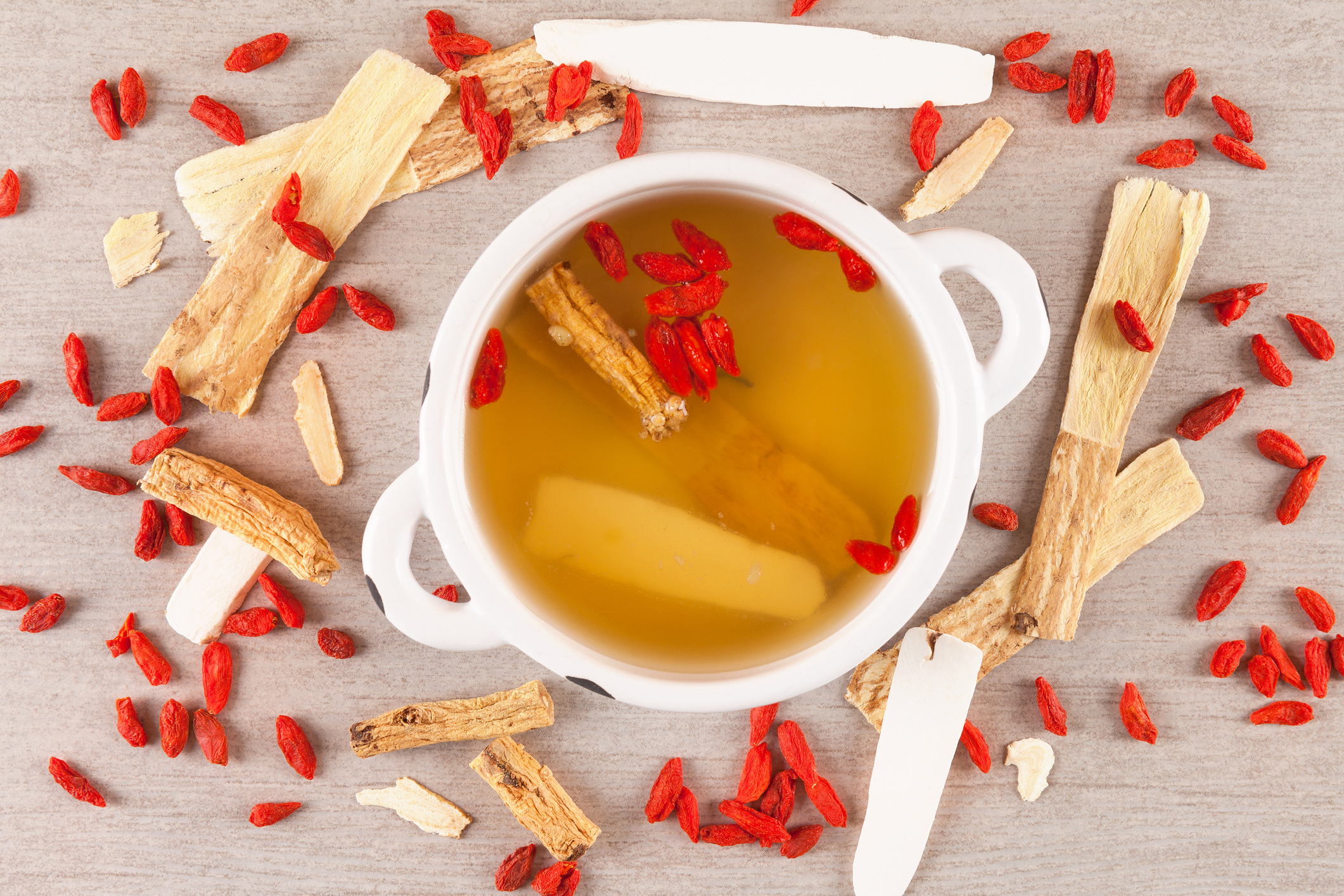 黨參湯可潤肺,止咳,化痰,鼻敏感的人可嘗試喝喝看。