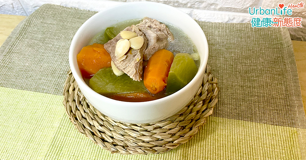 青紅蘿蔔豬骨湯