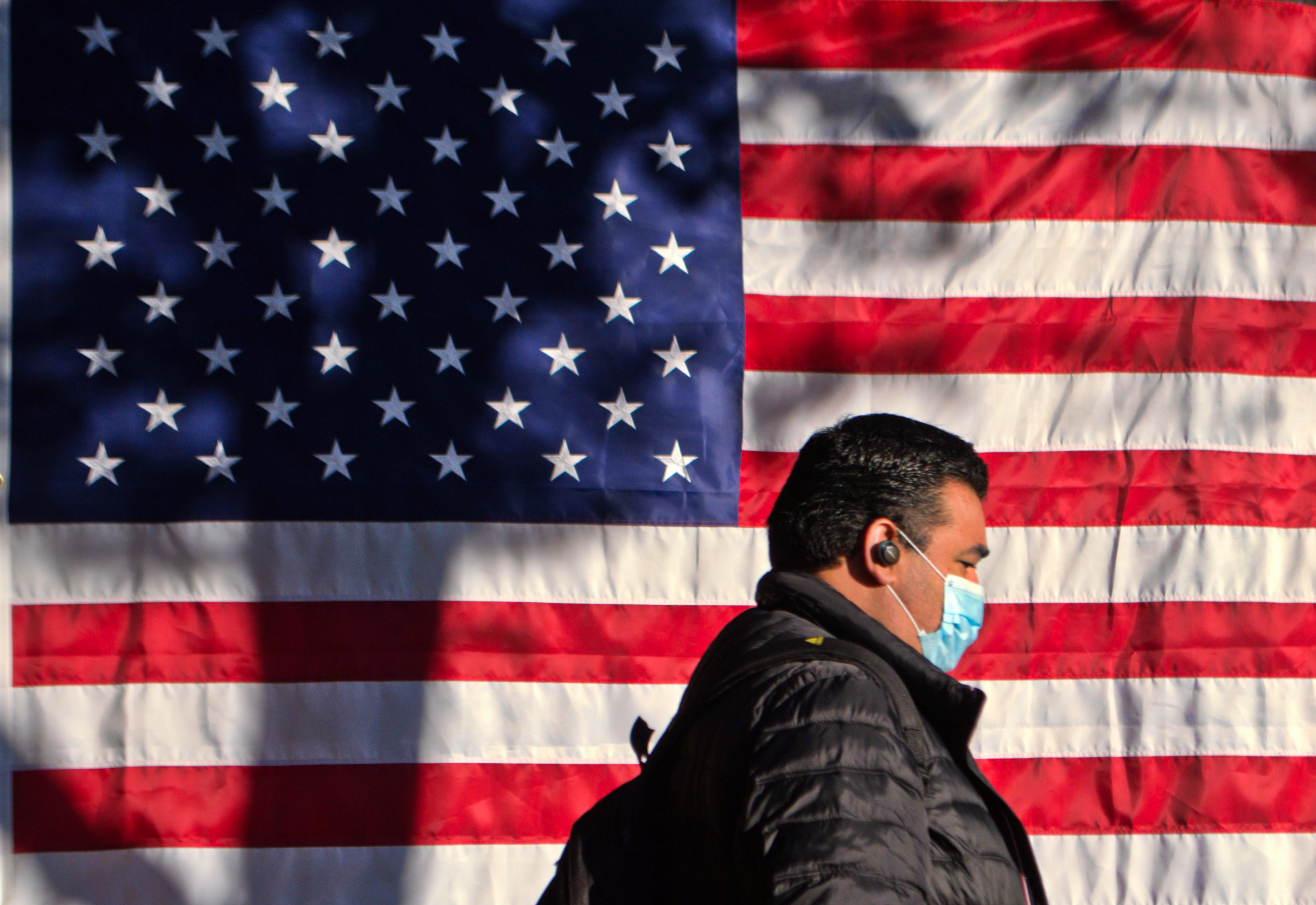 預期壽命跌幅最大的是美國男性，相較2019年減少了2.2年。