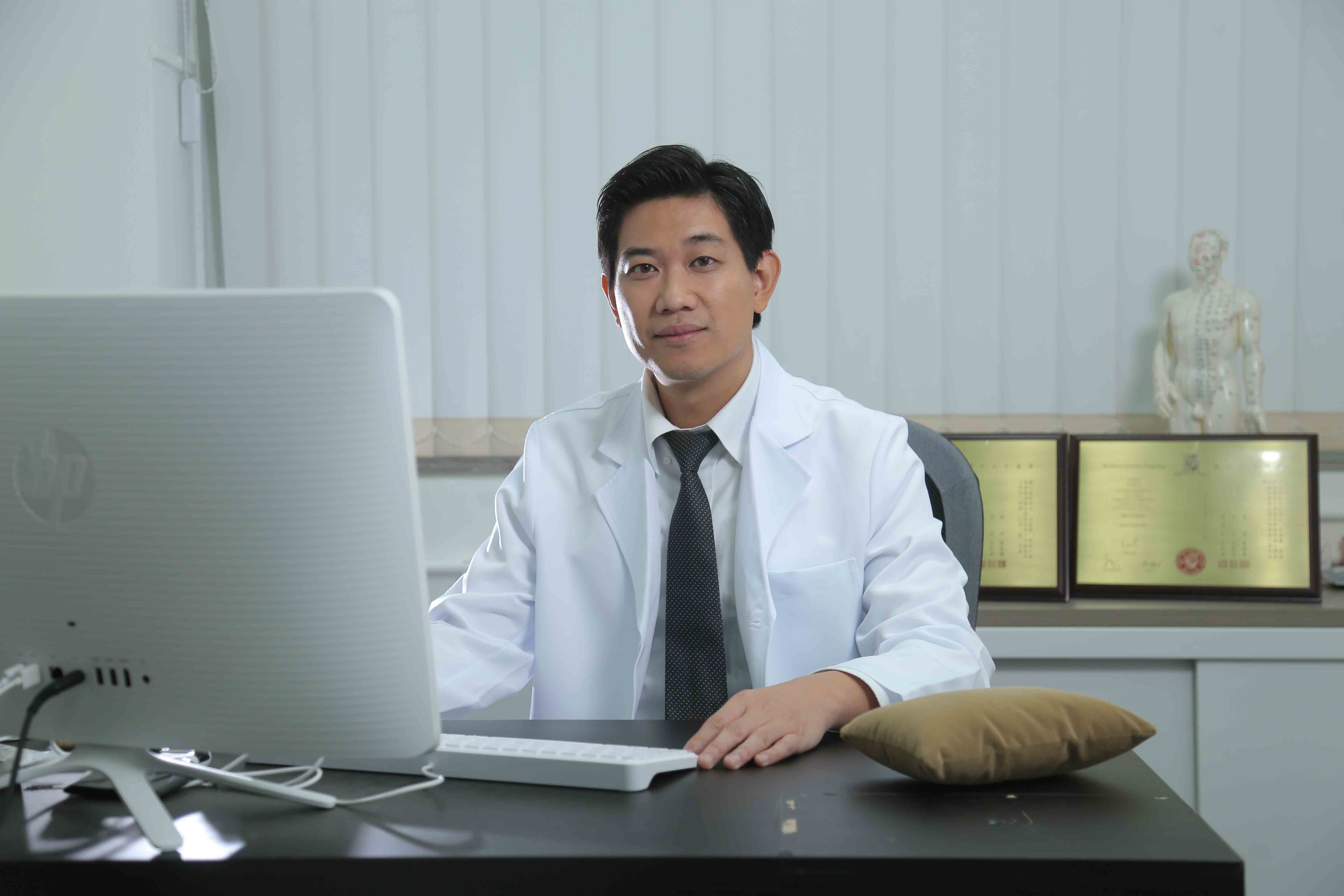 李浩然醫師,註冊中醫師編號8488。