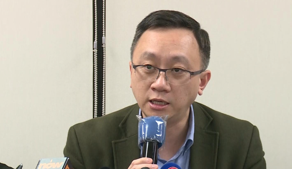 方保僑：政府應考慮推出簡易版「安心出行」。