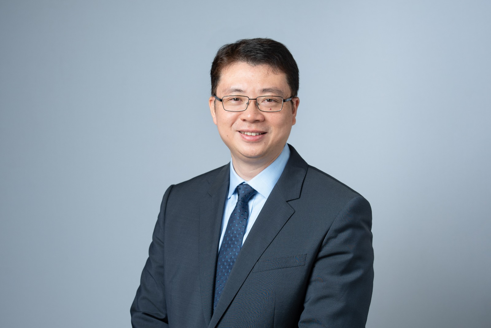 註冊物理治療師鍾惠文博士說,閃腰很急性,有很多因素,大多跟從事的活動有關係,天氣冷時做這些活動有誘因令閃腰更容易發生。