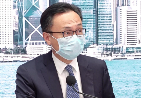 公務員事務局局長聶德權今早(1日)表示,職員會彈性處理,包括用教育、勸喻及鼓勵方式讓市民適應。