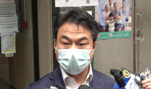 第三針新冠疫苗昨起接種，郭寶賢指接種中心無出現混亂。