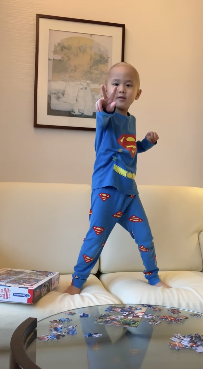 幸好，他們最終亦能平安到酒店隔離。