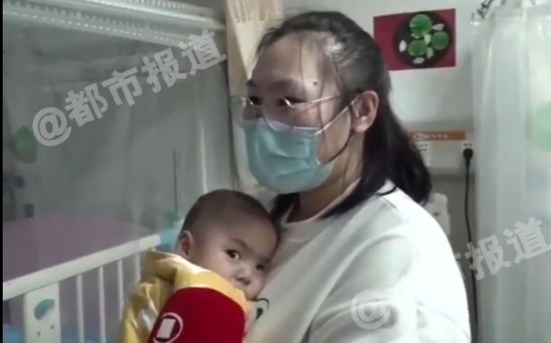 孖仔經常自殘　母親誤以為「撞邪」。