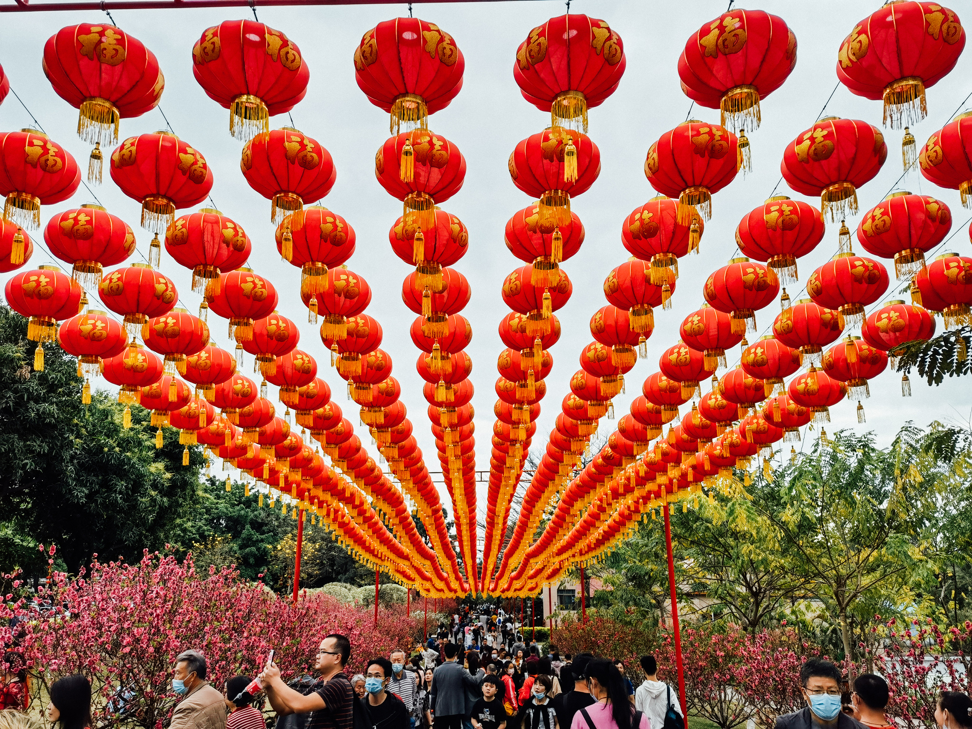 在元宵節,不少人均會賞花燈、猜燈謎。