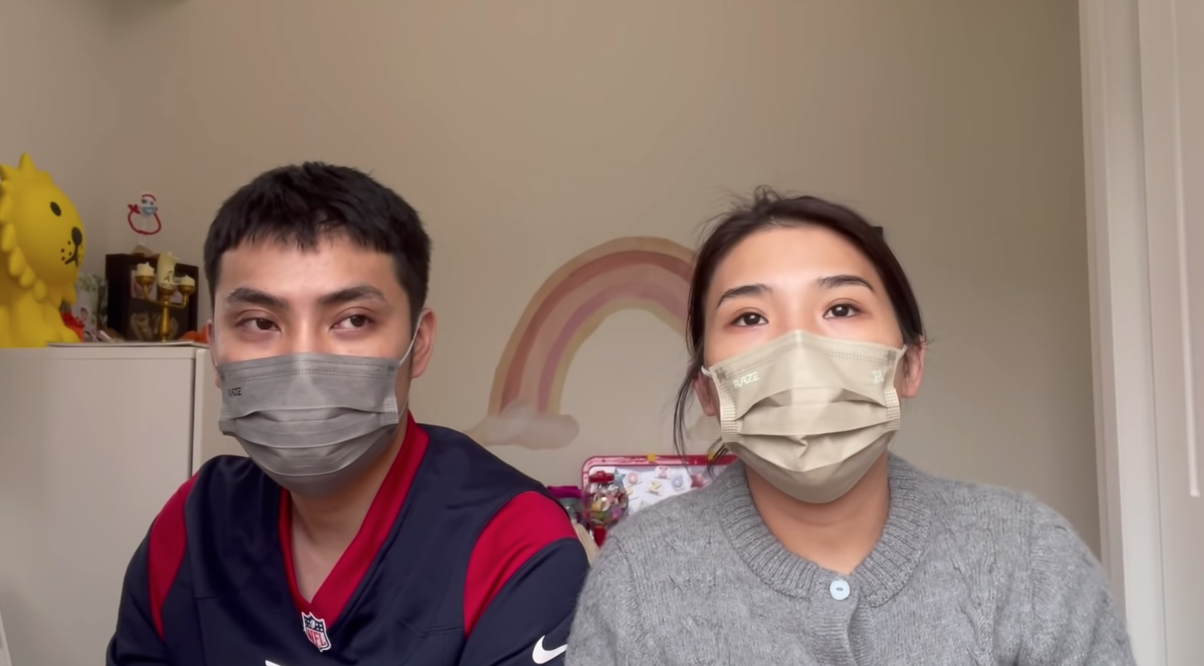 在等候檢測結果期間,2歲半的女兒亦於本月10日開始發燒至38度,為了讓她降溫,Micky先讓女兒服食退燒藥及使用貼退熱。