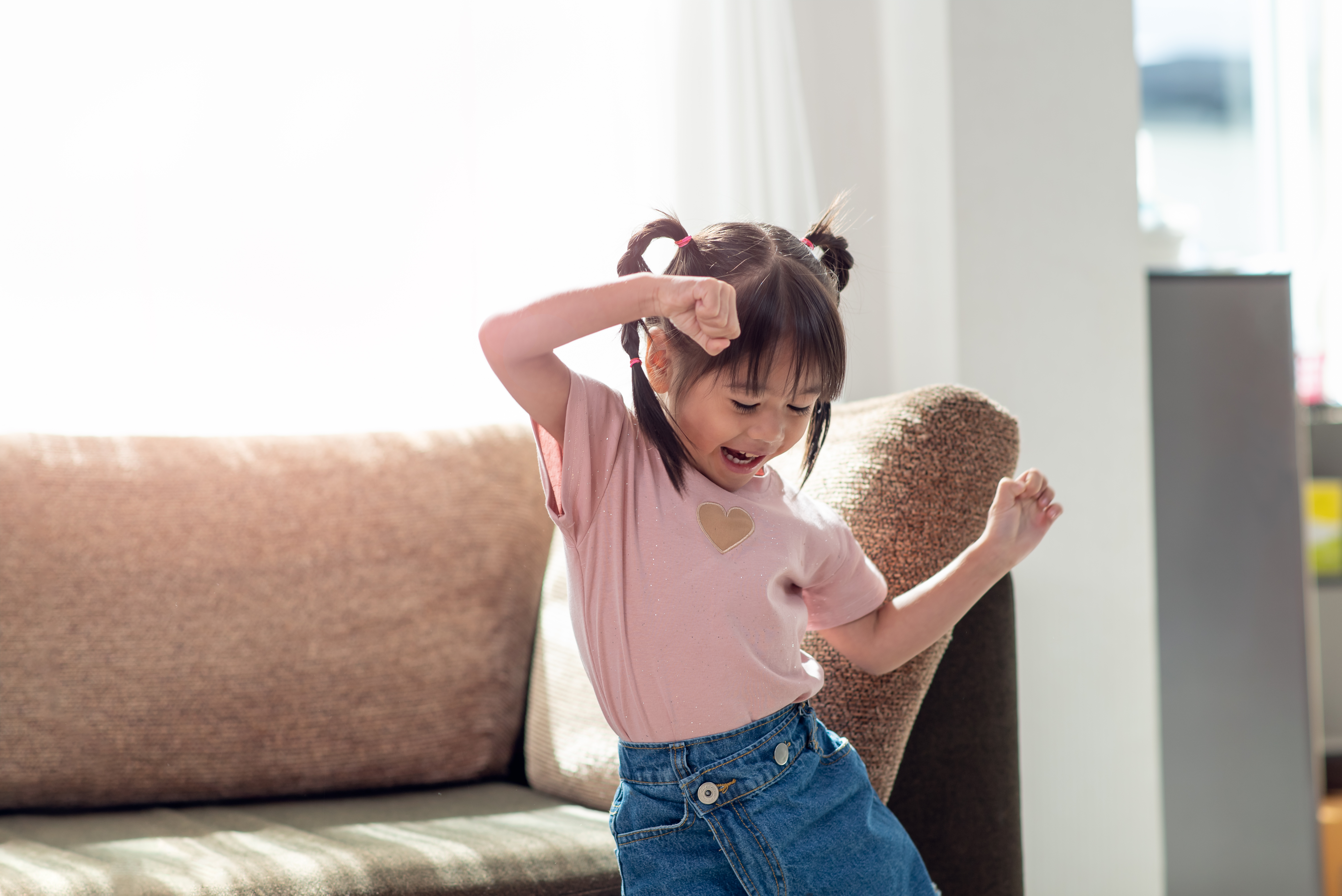 5歲女童因跳舞跌倒受傷,導致半身癱瘓。(非當事人)