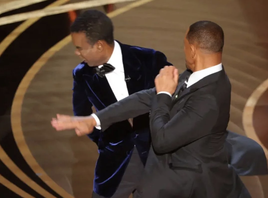 奧斯卡2022正式落幕,最令人嘩然的一定是Will Smith因黑人諧星Chris Rock暗嘲太太Jada Pinkett-Smith光頭而衝上台掌摑Chris Rock。