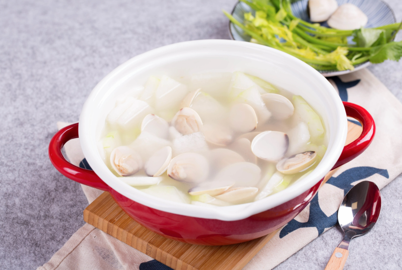 冬瓜蜆肉湯有抗炎、消暑解熱、補血功效。