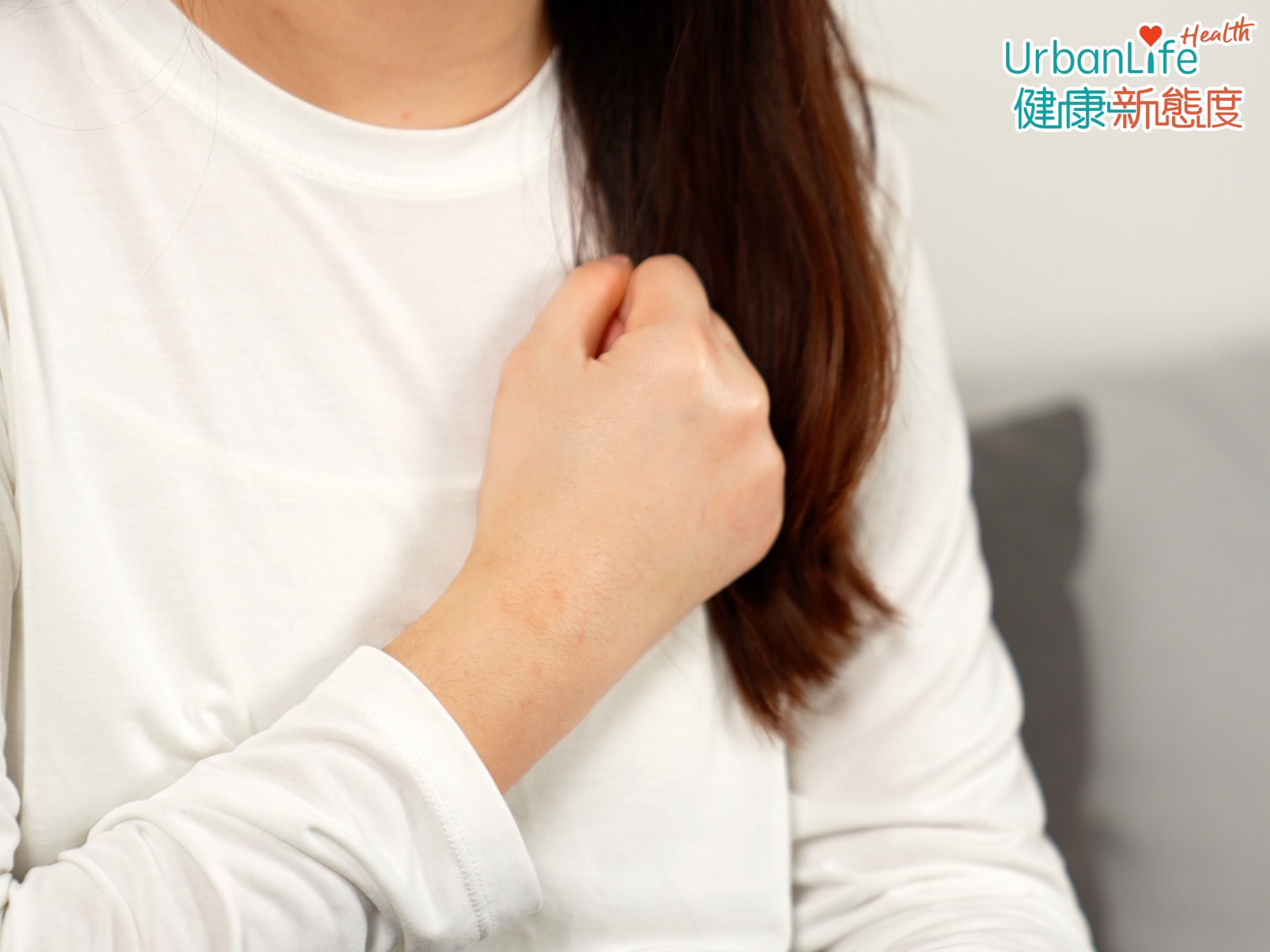 吳醫生表示,睡眠窒息症的缺氧狀態會產生一個狀態名叫「游離基」,這會破壞血管,從而衍生出很多的血管病變問題。