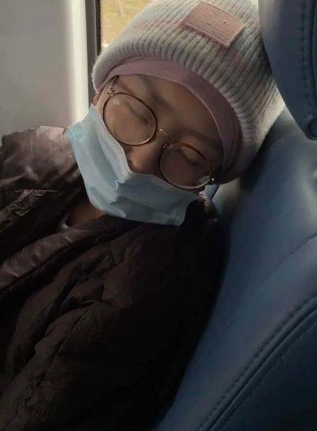 日前,一名英國女留學生因罹患癌症需回上海接受治療。