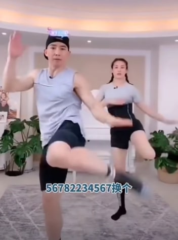 台灣男星劉畊宏在網上教自編「毽子操」引起熱潮。