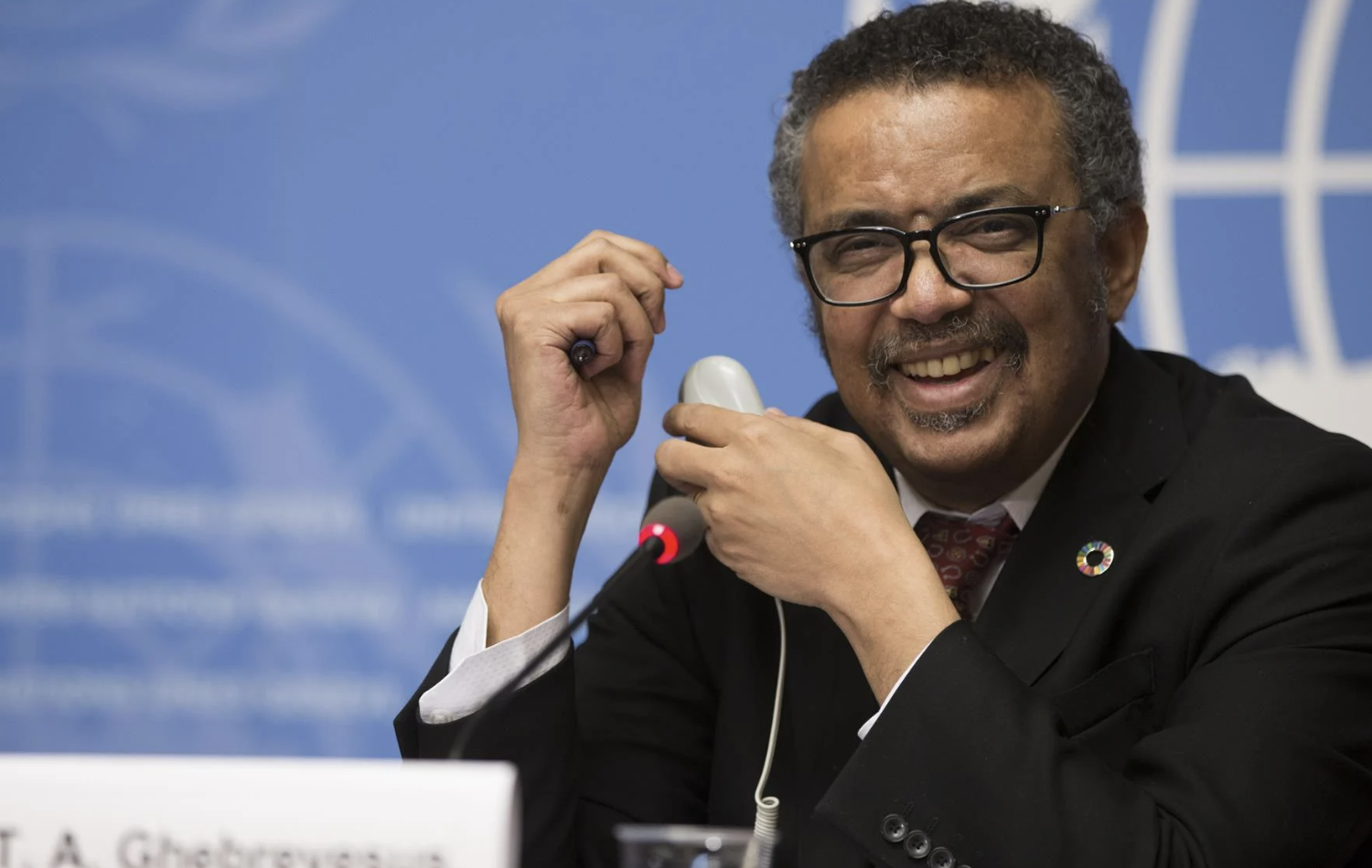 世界衞生組織（WHO）總幹事譚德塞周日（22日）警告，雖然目前新冠肺炎確診新增個案有所回落，但警告疫情仍未結束。