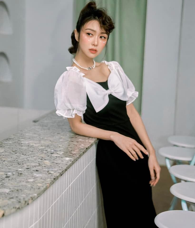 薛凱琪曾公開表示,那時候,她將身邊各種問題放得很大,認為很多人辜負自己、很多事情都不如意,甚至絕望到每天都想辦法尋死。