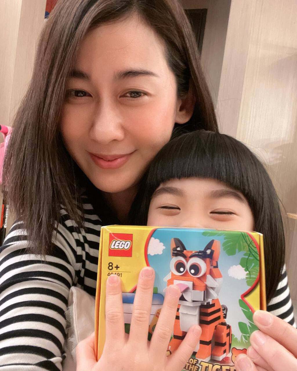 台灣藝人林利霏於節目《醫師好辣》中分享女兒患中耳炎的經過。