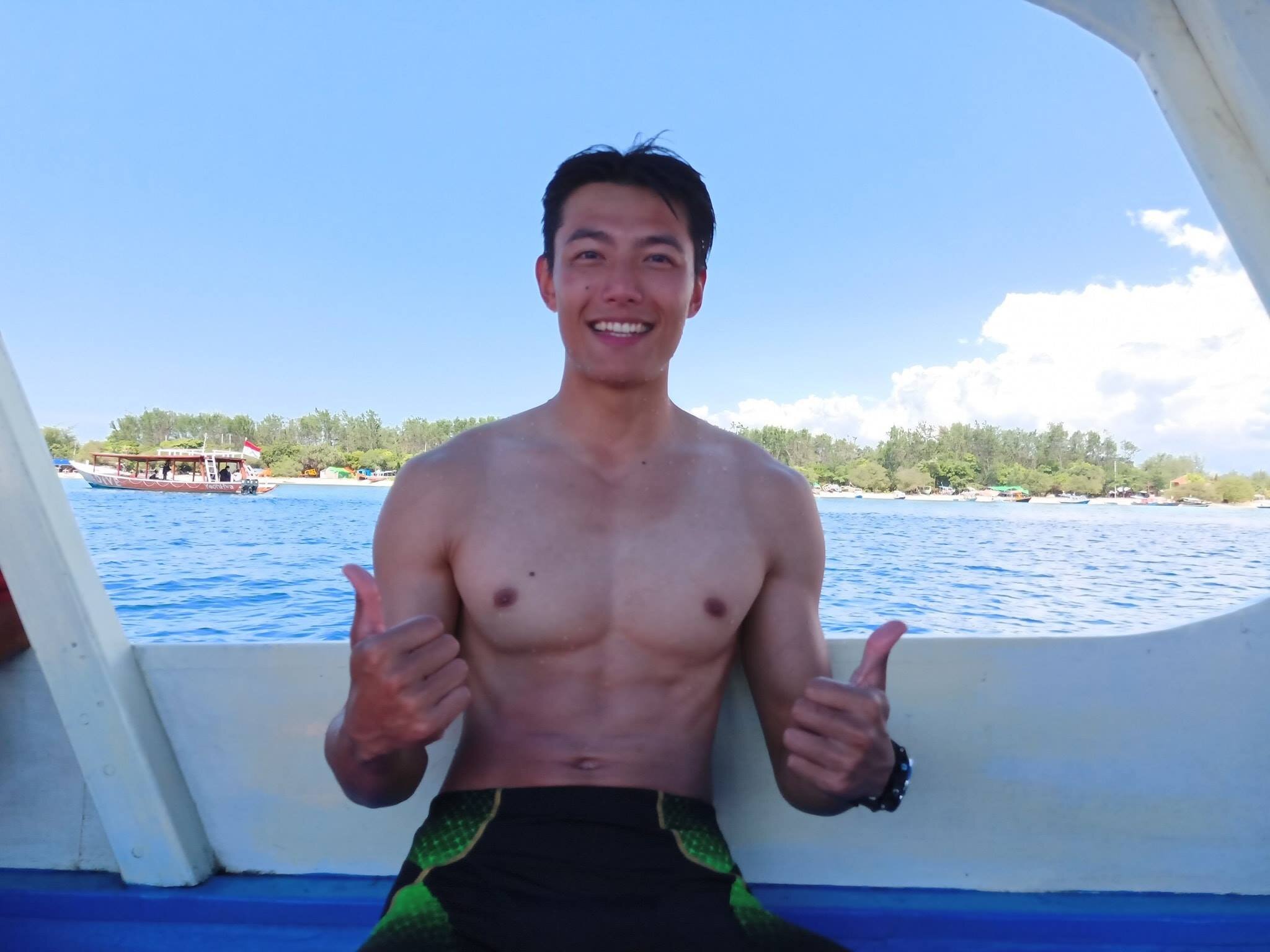 論創傷症候群,賴東賢大喇喇地說,比心理創傷更讓他擔心的是外貌和身材回不去。