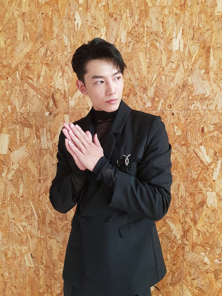 賴東賢說:「以前我是個比較有規劃性的人,什麼事都要安排得很好,現在我把更多的專注放在感受每個當下,不管當下是好或不好的情緒,都是你的一部分。」