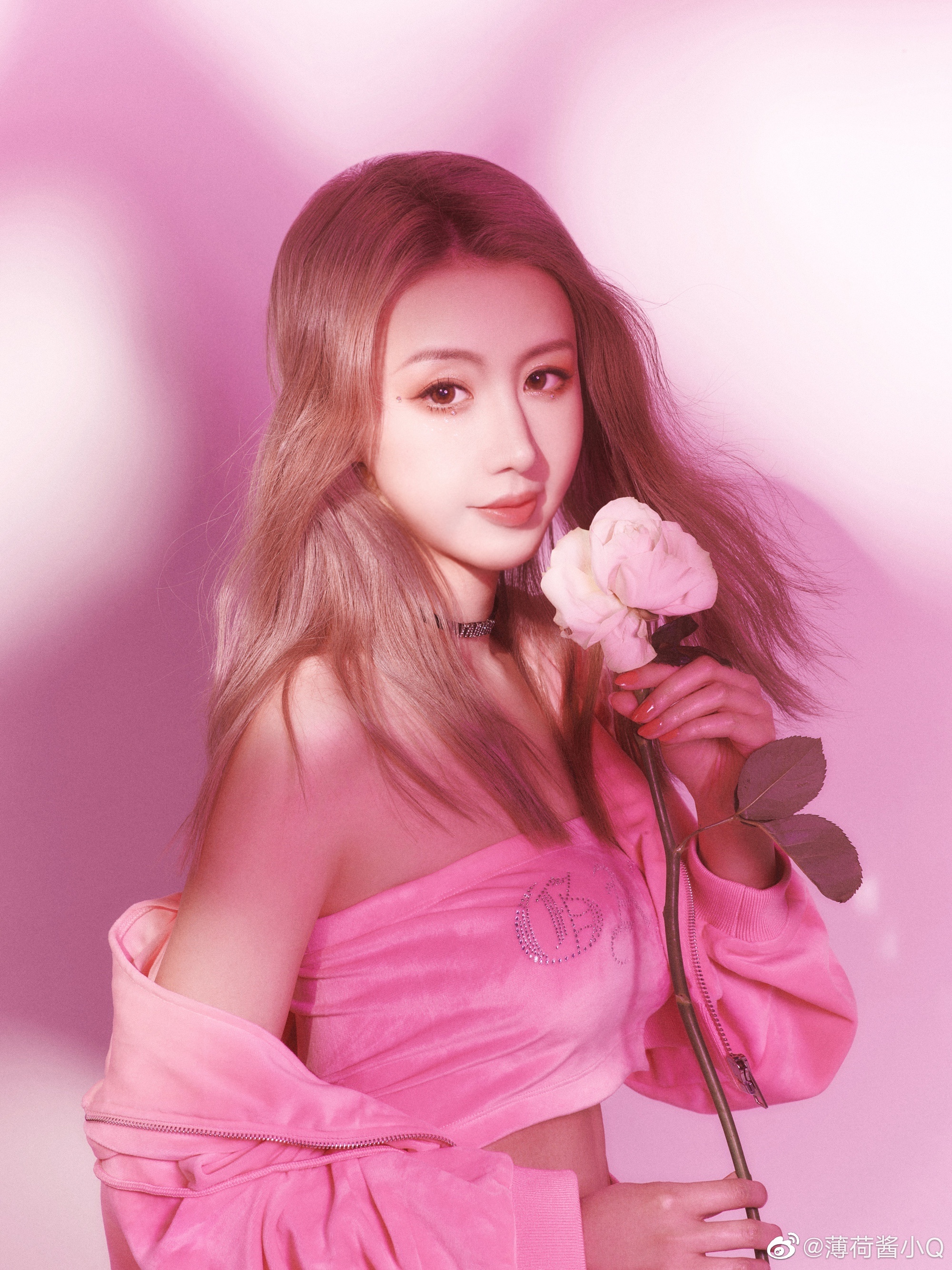 小Q遺憾生前無法跟很多親人朋友見最後一面，並吐露真的好希望能拍一些合照，留下最後的紀念。