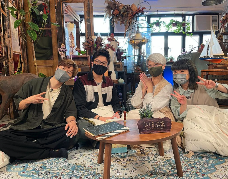 陳敏兒與次子廖文信近日上ViuTV《21克公寓》鼓勵大家勇敢面對難關。