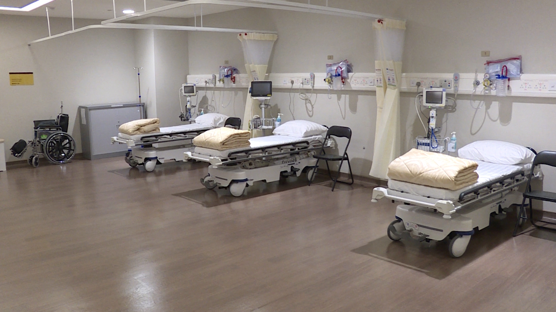 醫管局日前表示，轉介公立醫院病人到私家醫院治療的比率偏低。