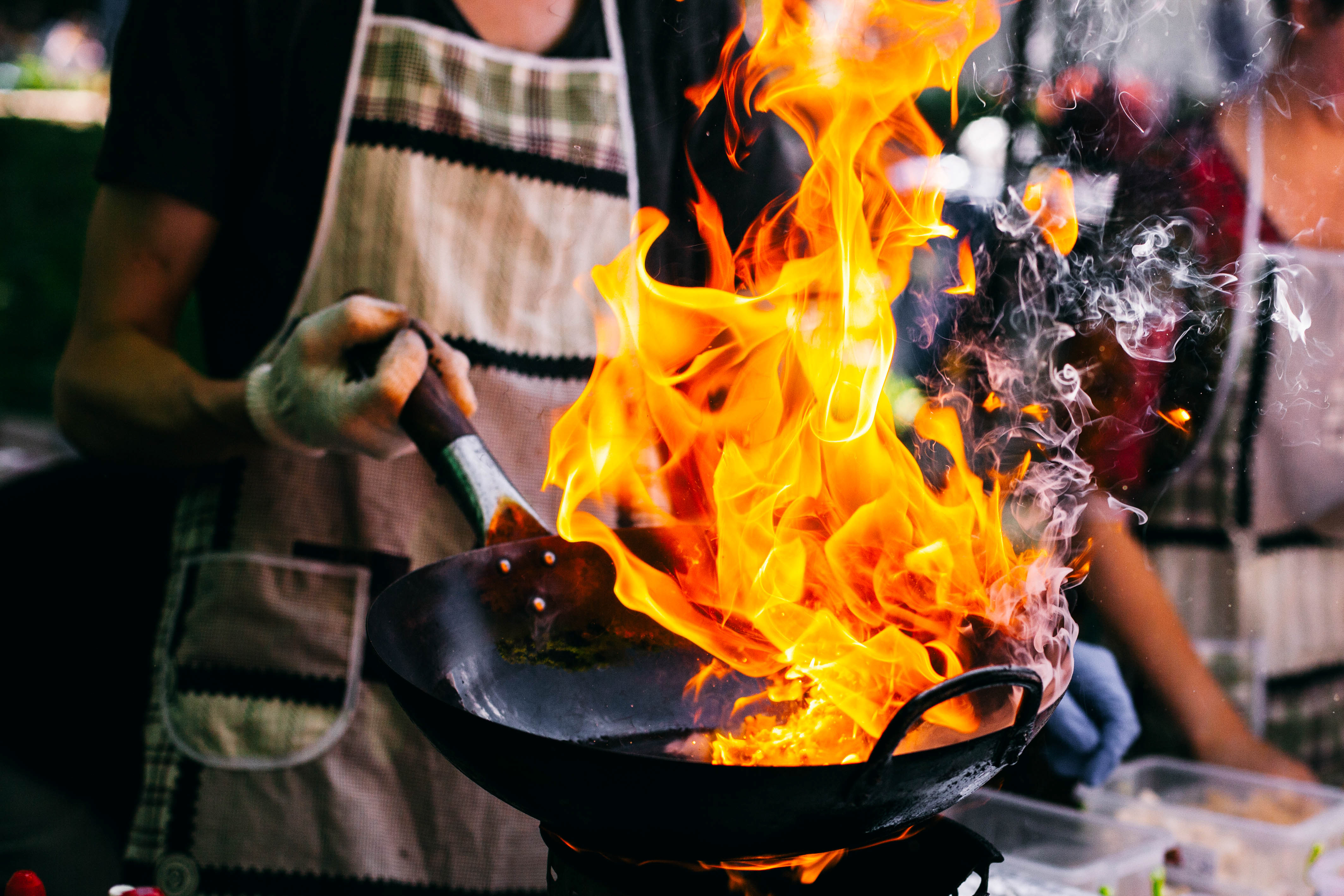 男子創業開熱炒店，精蟲被火烤了5年。