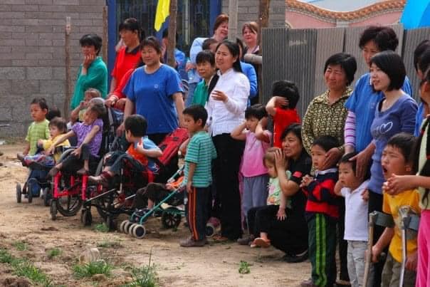 在眾多善心人士的募捐幫助下,「牧羊地兒童村」於2006年順利完建。