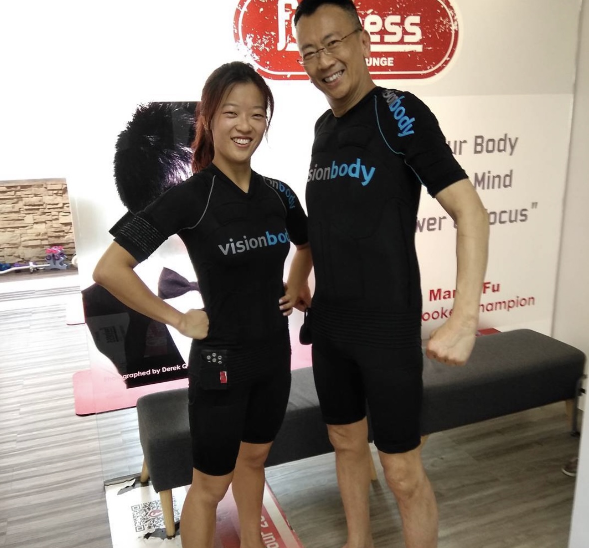小女兒改行當舞蹈老師,鄭丹瑞亦很尊重,並且為女兒感到自豪。