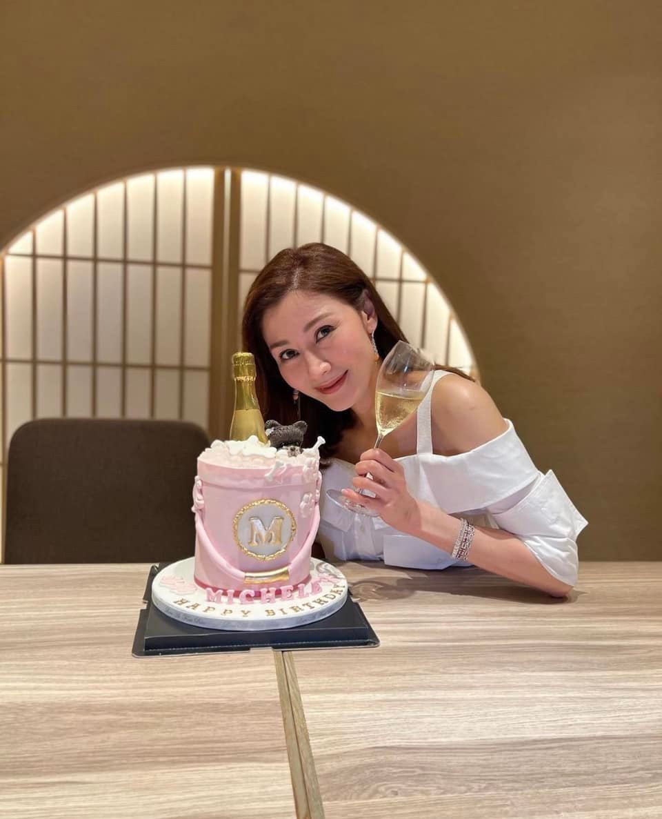 李嘉欣先天心臟就比常人多出1至3根血管。