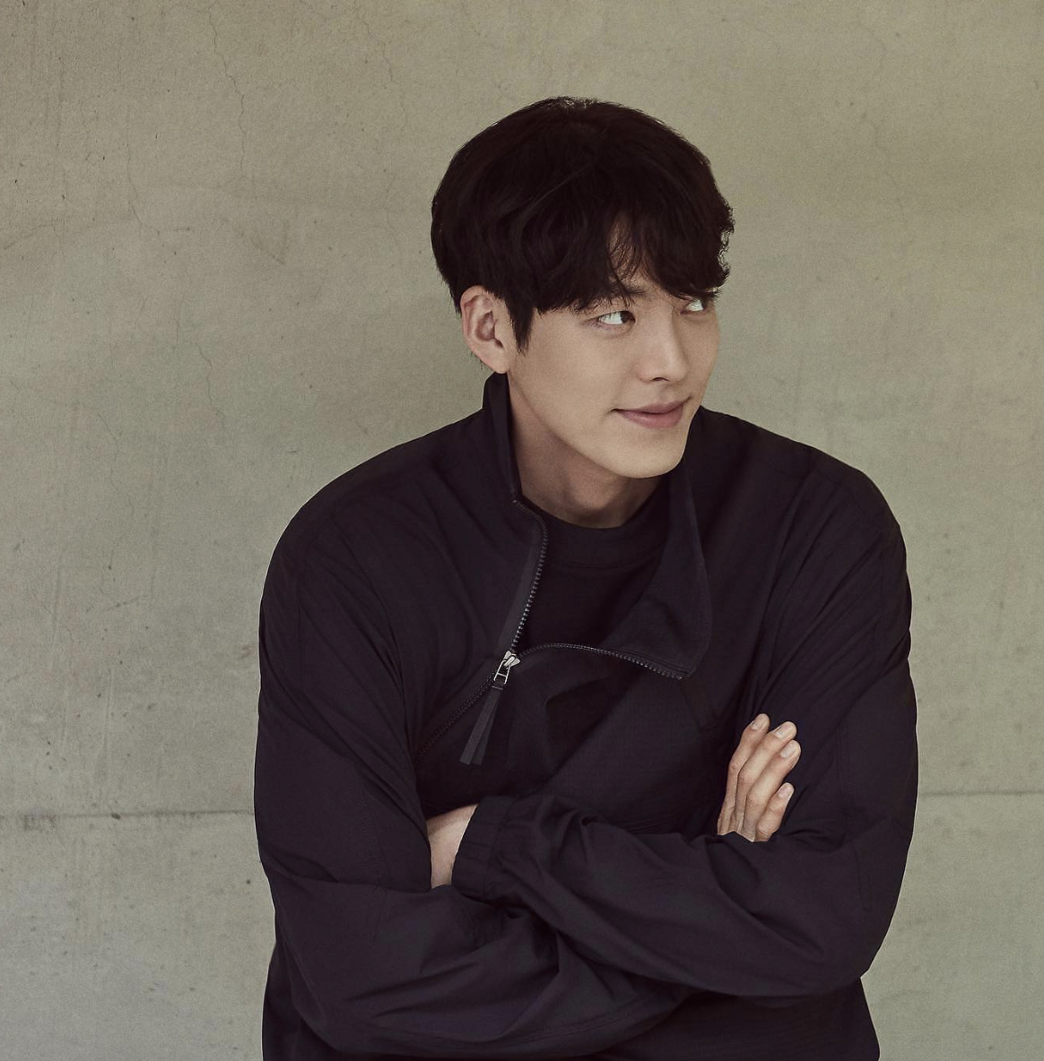 金宇彬2013年憑藉韓劇《繼承者們》走紅。