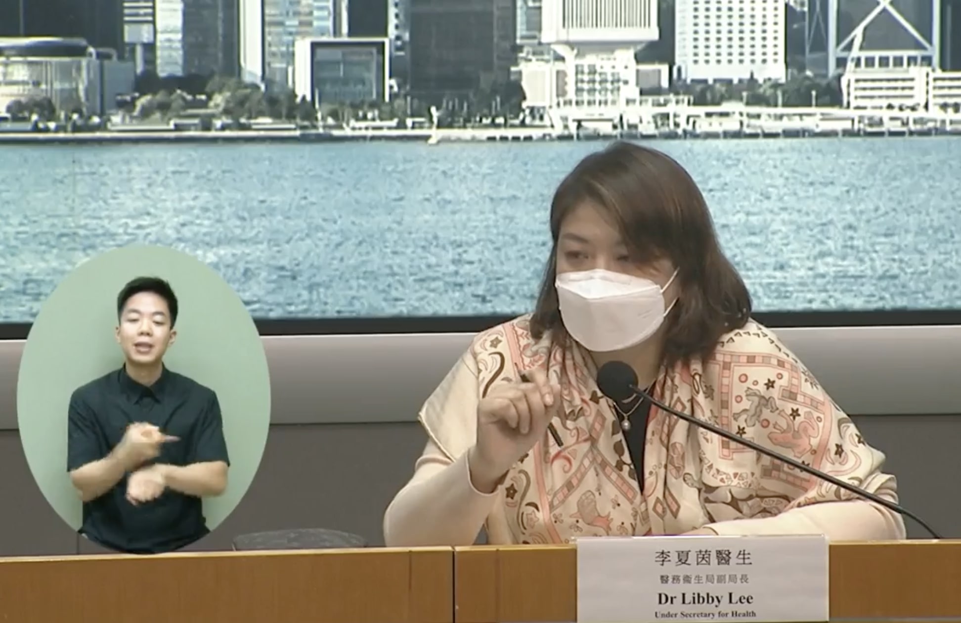 政府宣布，11月22日起推出過渡疫苗通行證安排。