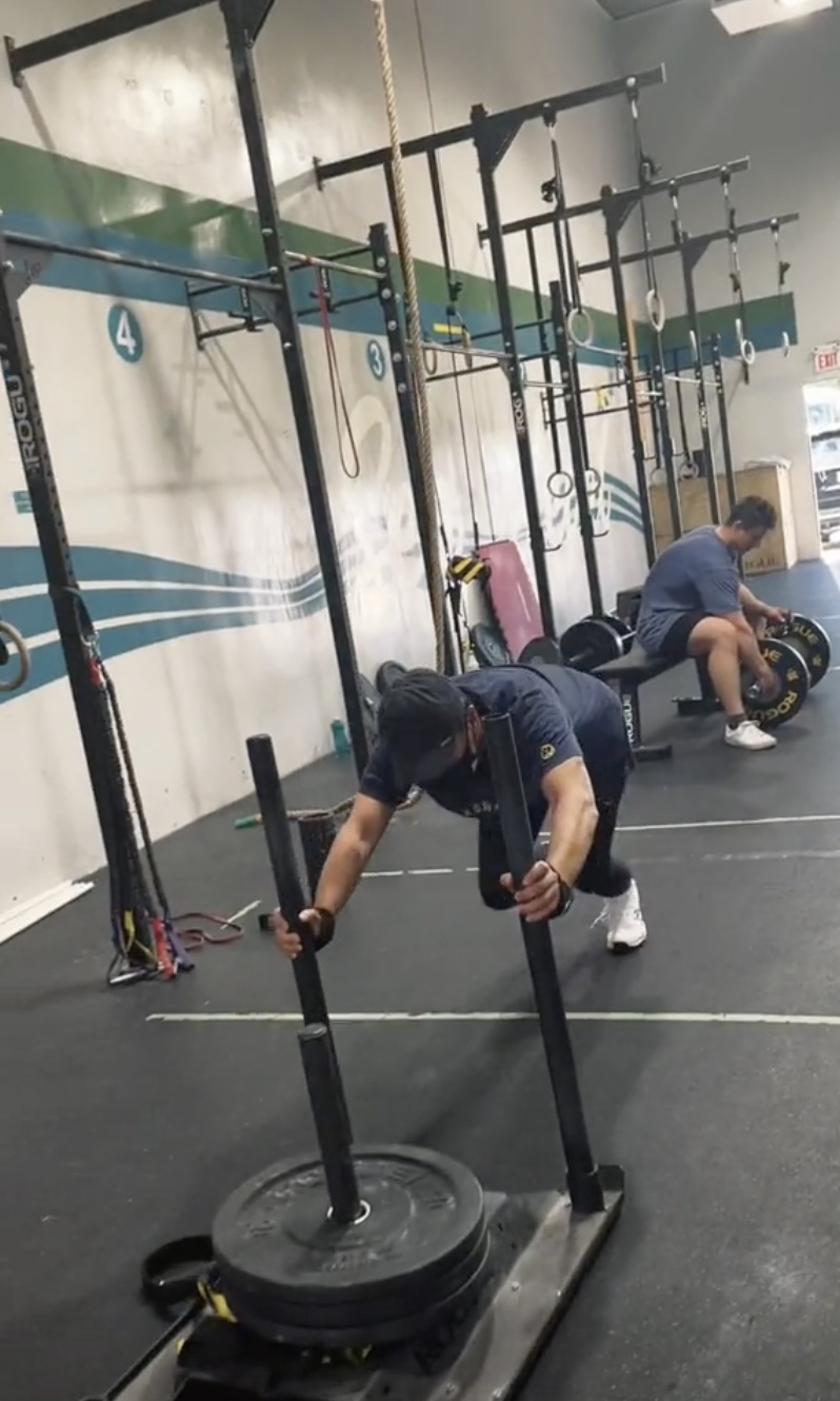 三哥做每個項目都竭盡全力。