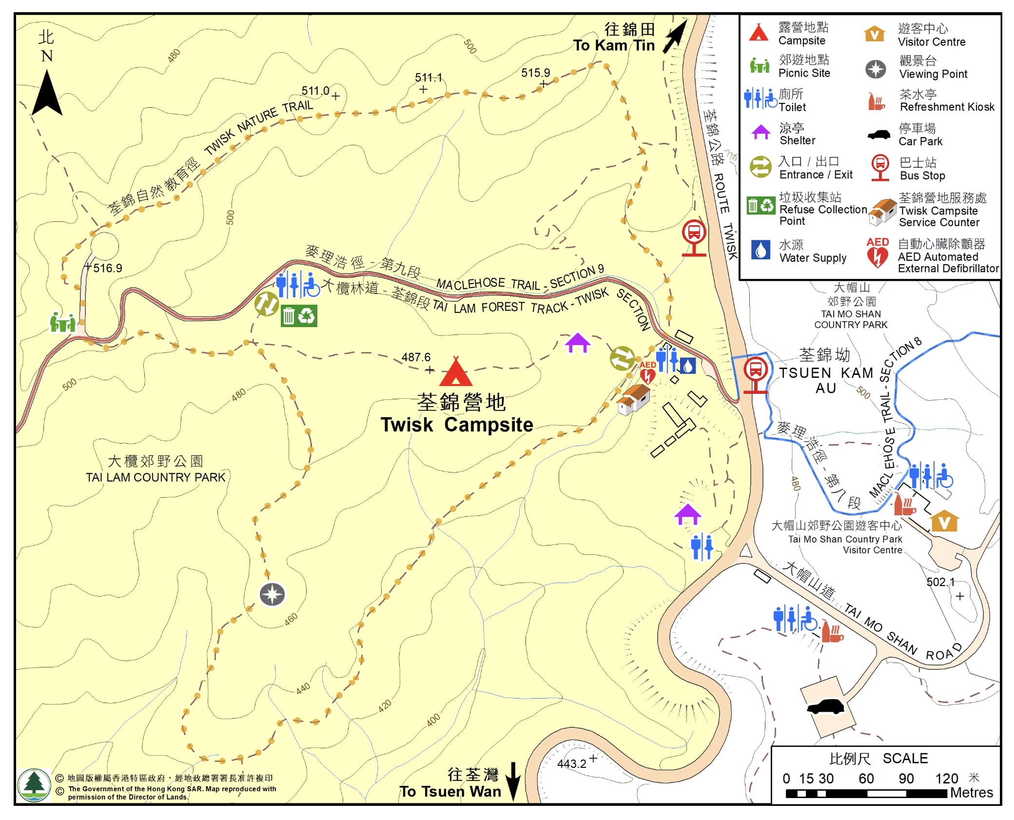 在荃錦公路旁的巴士站下車，再步行五分鐘即可到達荃錦營地的入口，十分方便。 
