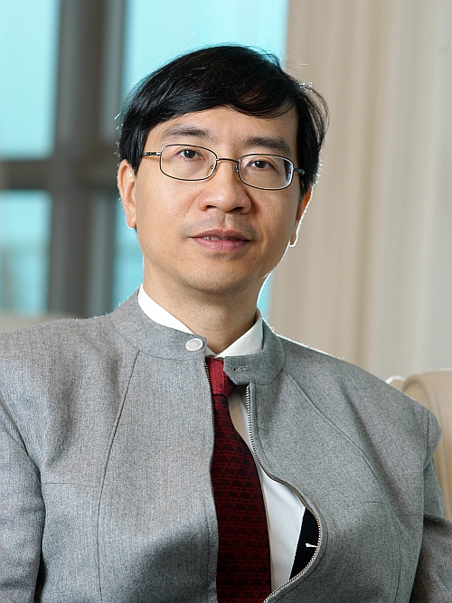 港大微生物學系講座教授袁國勇均有份署名的5篇學術論文，因圖像出錯而須撤回。