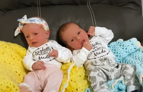 新生雙胞胎的名字分別為Lydia Ann和Timothy Ronald Ridgeway。