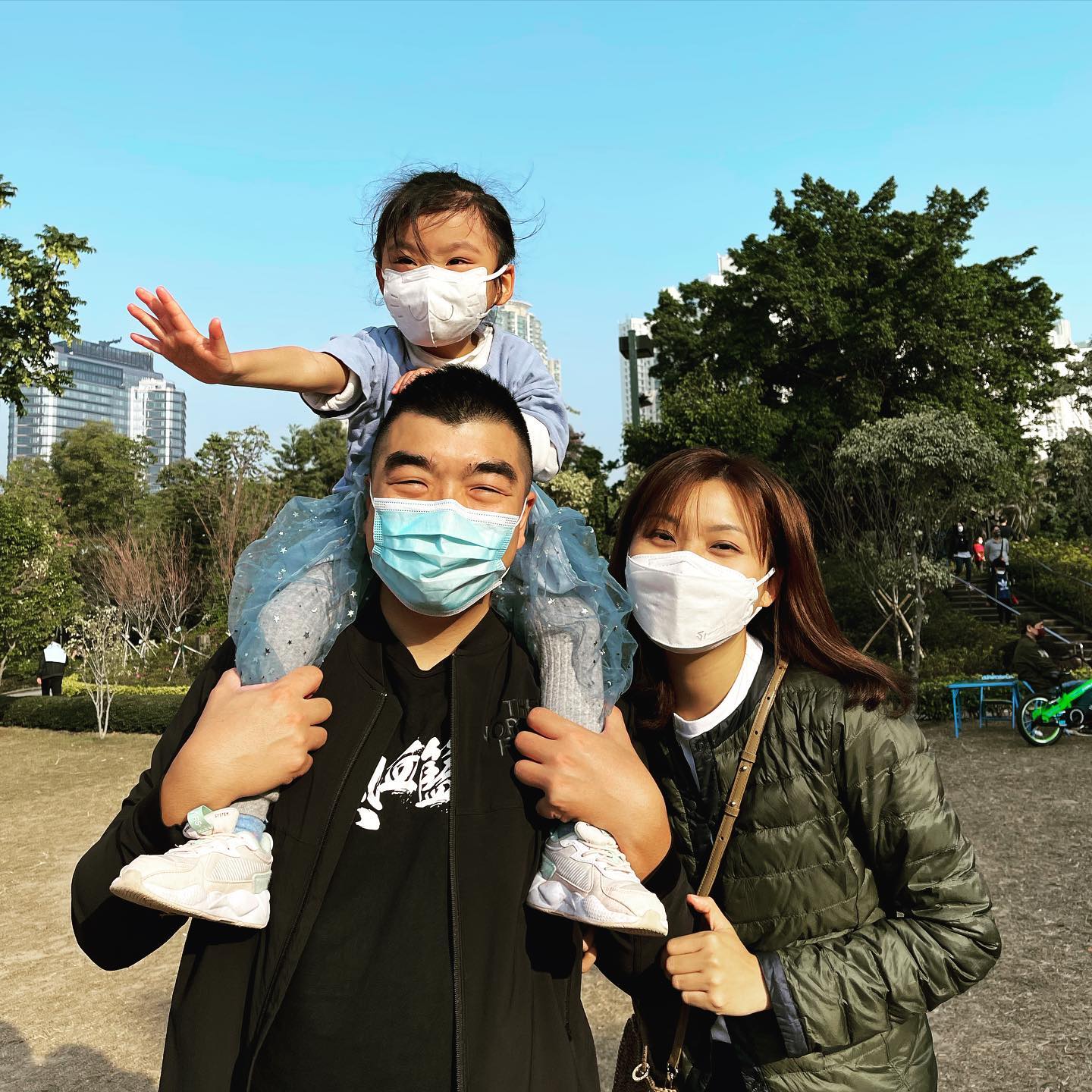 感恩自己的太太，更感恩女兒的不放棄