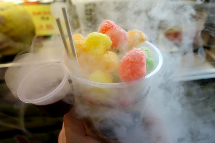 液氮零食屬於危險性食品。