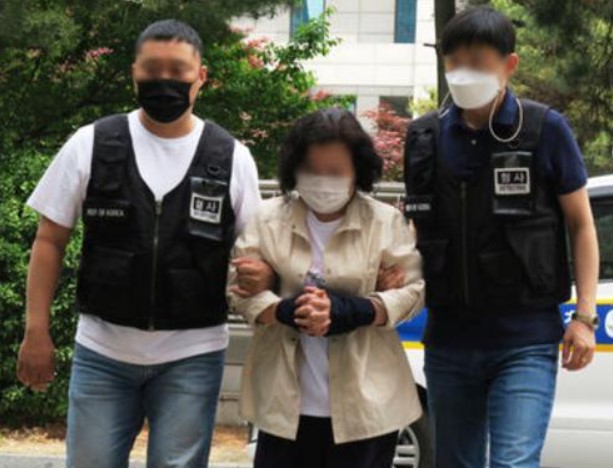 法院判決此母親3年徒刑、5年緩刑,同時也認為照顧者的心酸,最後決定停止對該母親提出上訴。