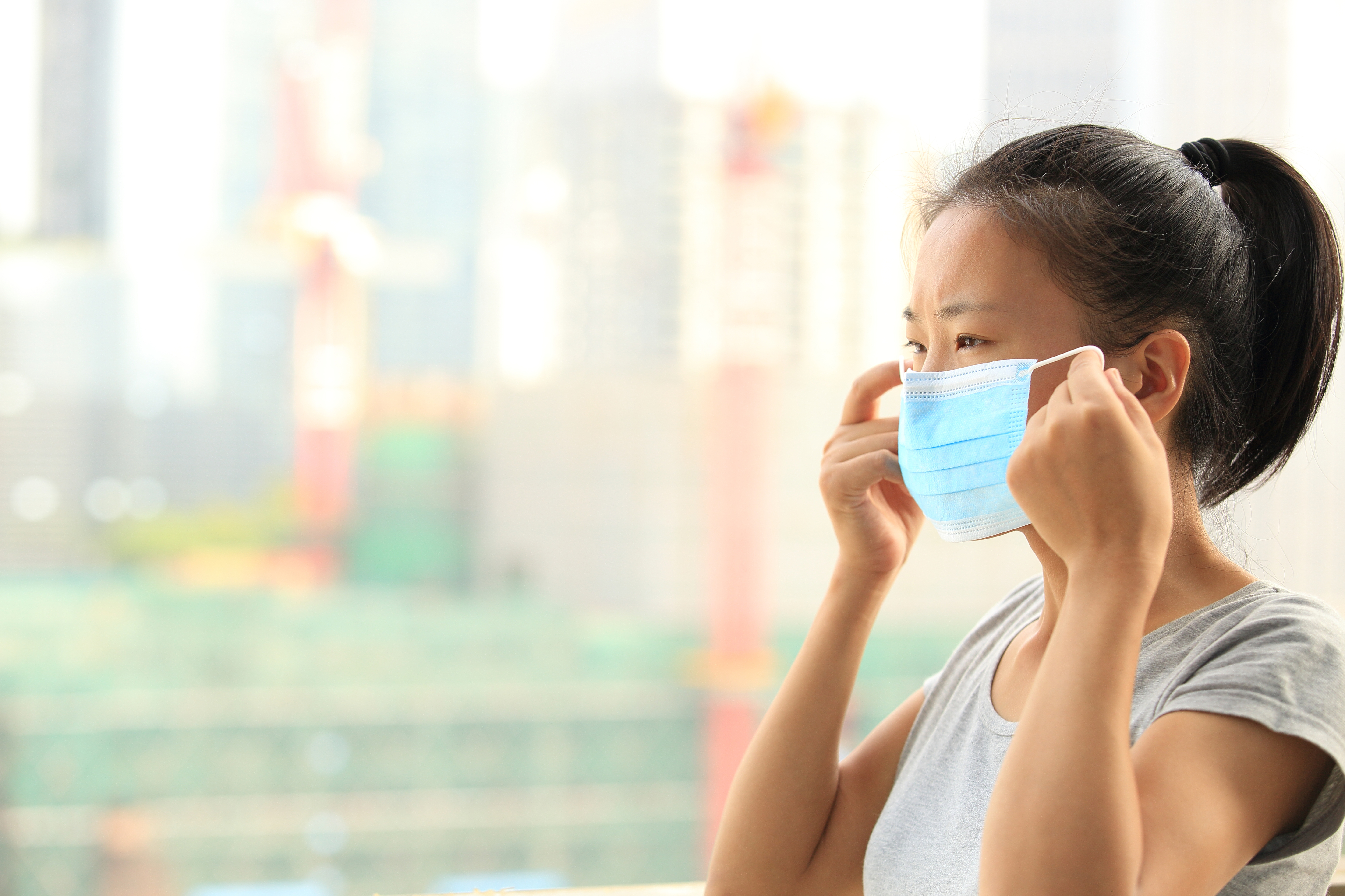 ,有時戴口罩「太焗」,不自覺轉用口呼吸,但原來習慣用口呼吸後,竟會導致臉型變醜。