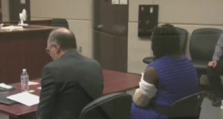 男友被判50年有期徒刑。