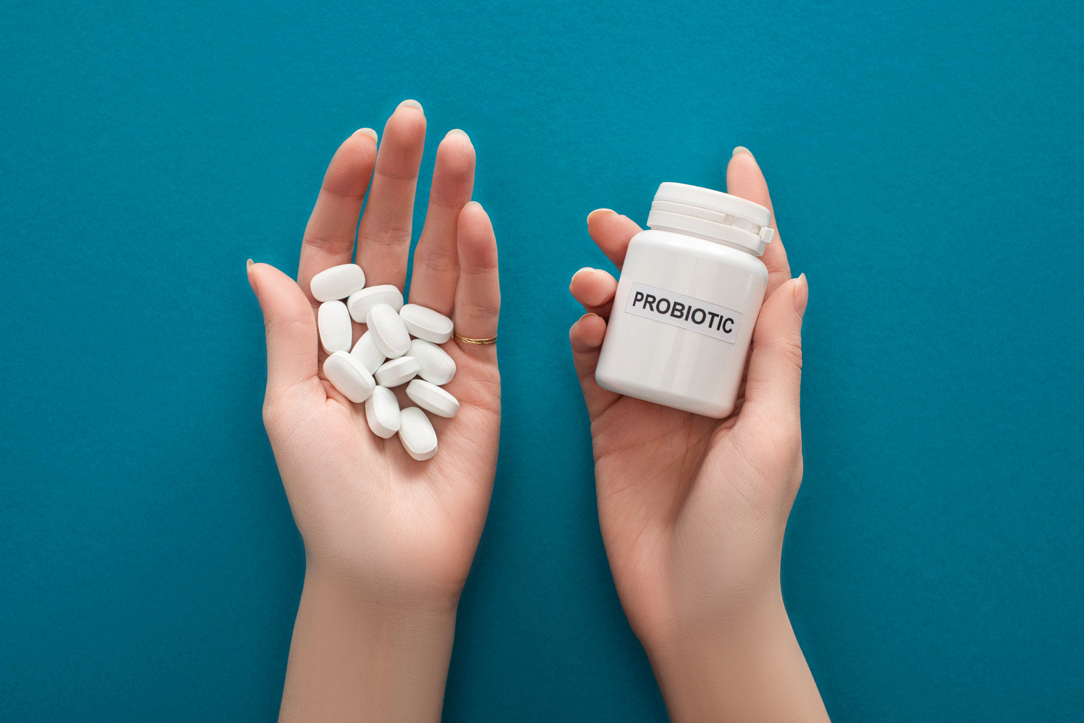 益生菌(Probiotics)是指一般認為食入後對人體有益處的微生物。