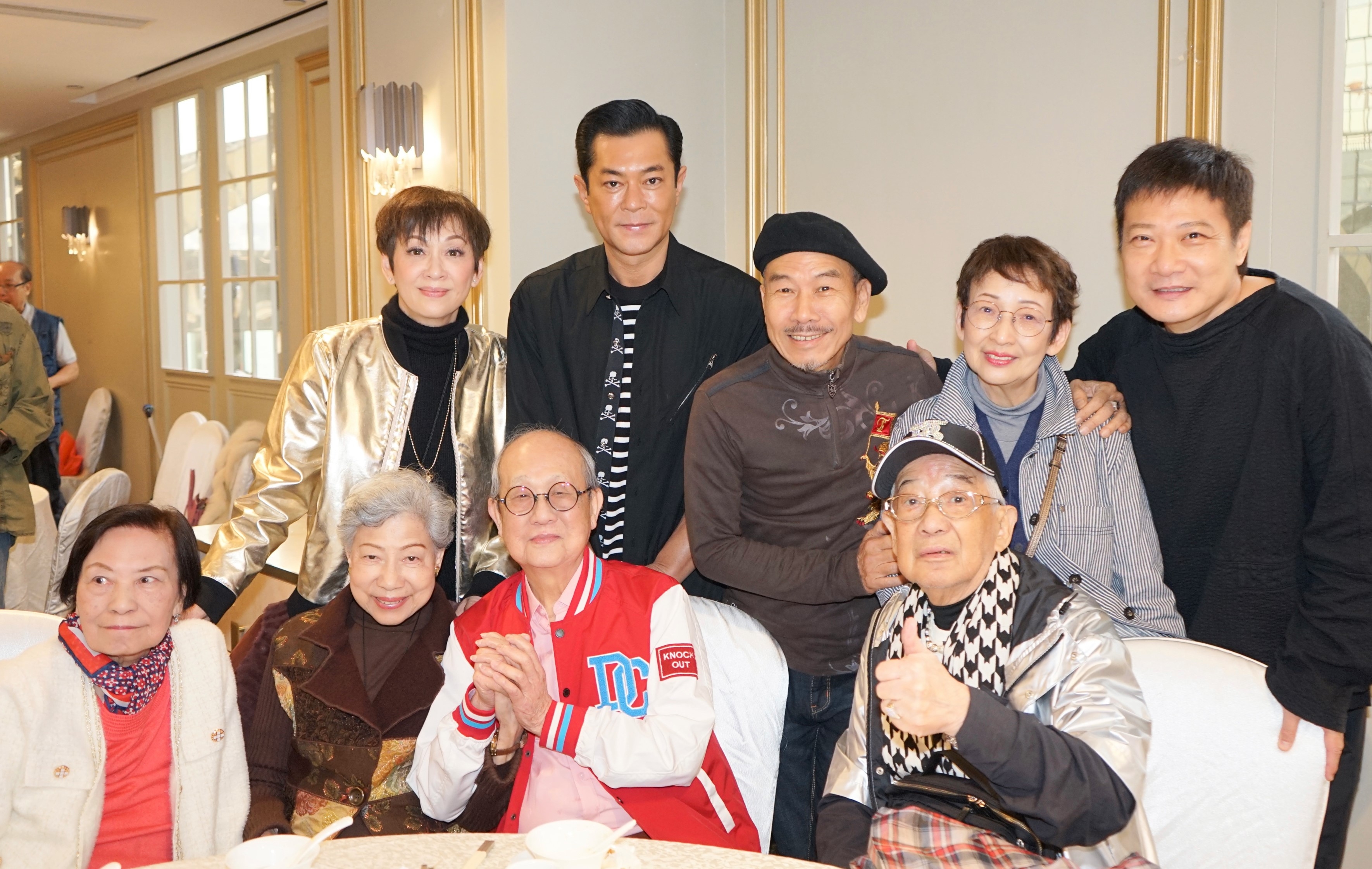 經過長達3年的抗疫，春茗茶叙也停辦3年，自今年起古天樂宣布復辦。