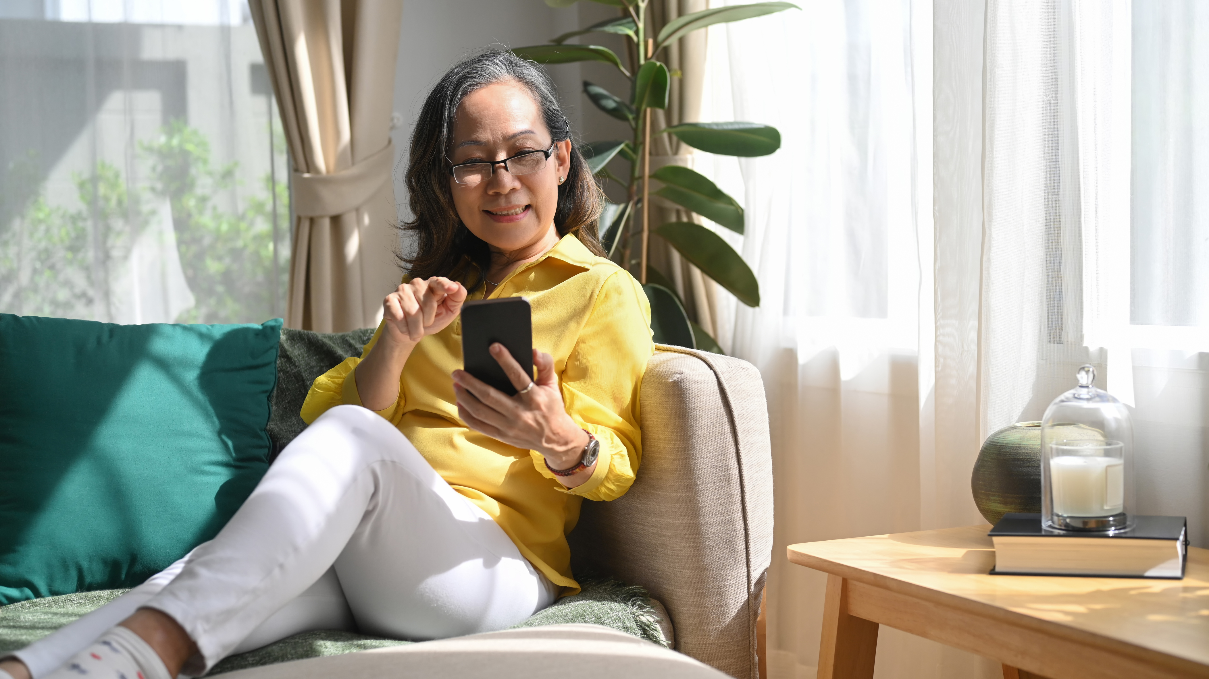 一名51歲張姓女子在社交平台Instagram上認識一名自稱是在波蘭任職工程師的韓國籍男網友。(示意圖 非當事人)