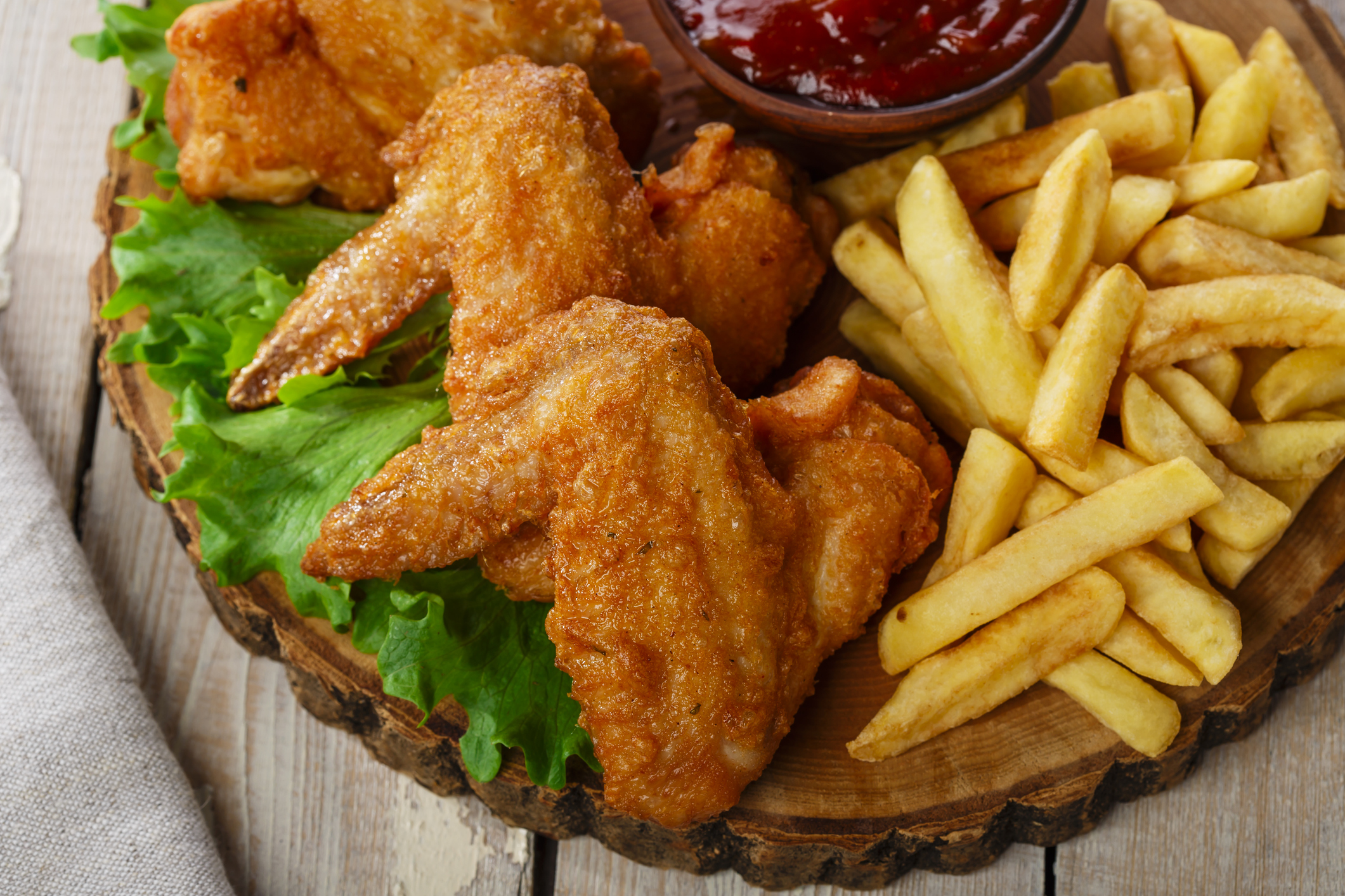 這對母女平日裏都非常喜歡吃雞翅膀和鷄皮。