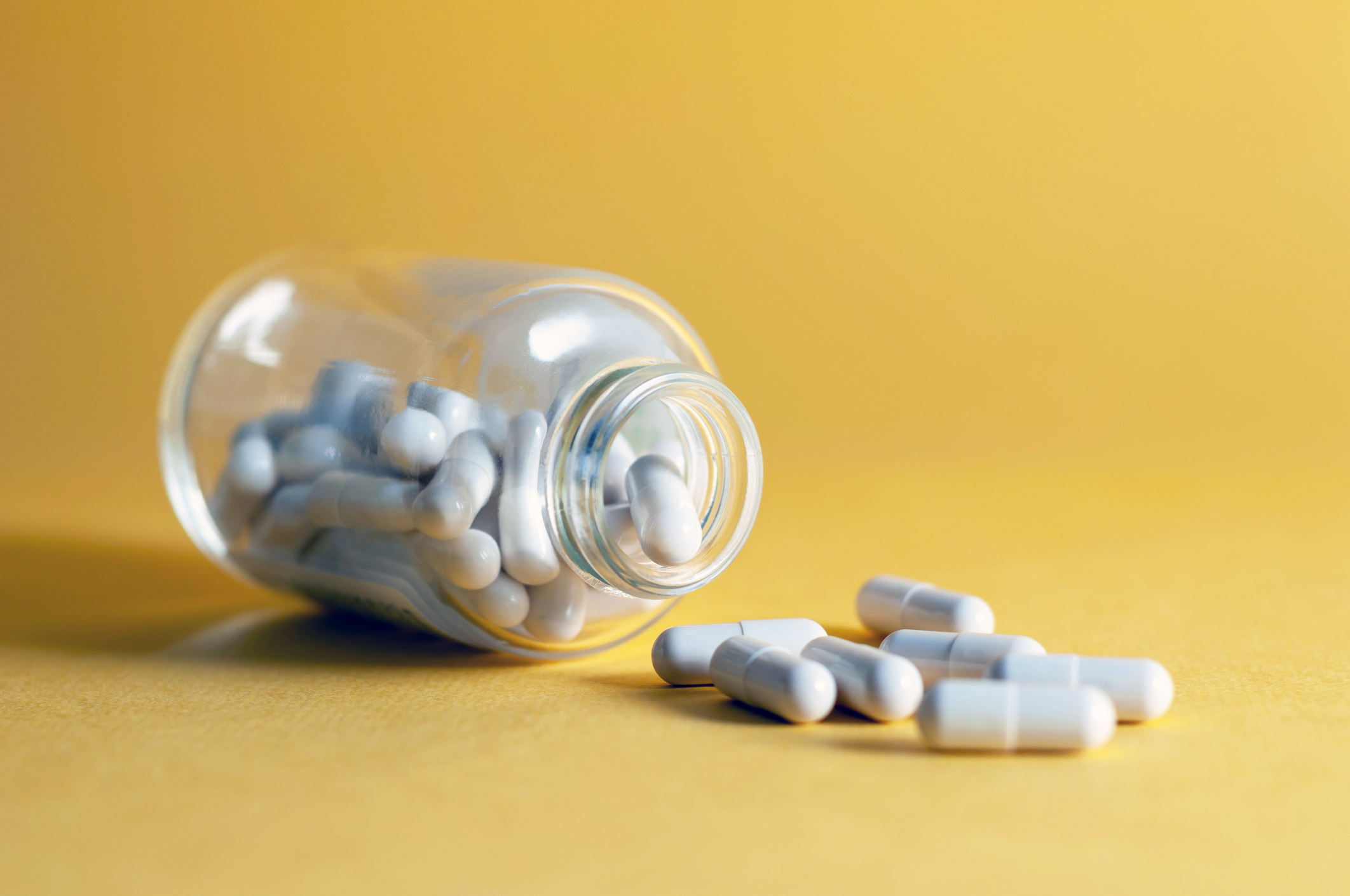 男孩出現頭歪眼斜、眼睛上吊、流口水以及全身抽搐舉動，母親受驚嚇以為孩子中邪，再加上求醫無果，讓她倍感擔心。