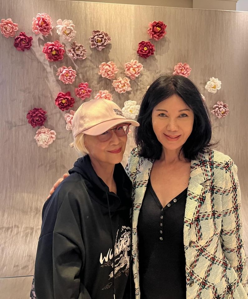 陳曼娜曬出與孫泳恩的合照。