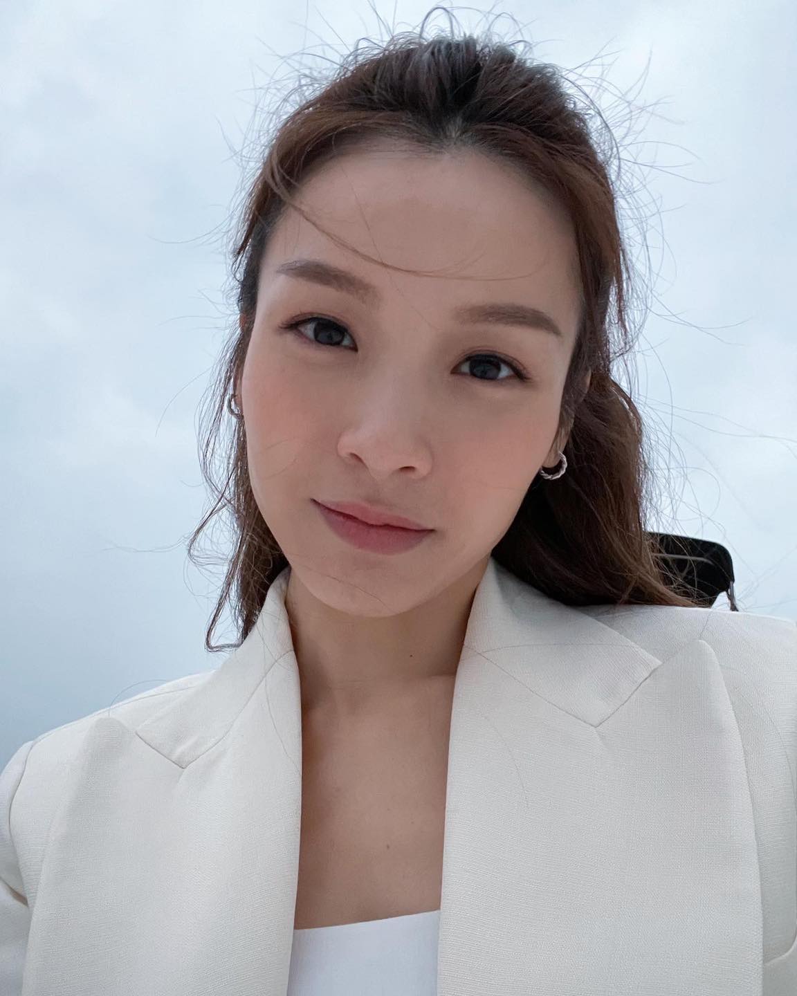 網民表示Ali的五官沒變化,只是現在少了baby fat。